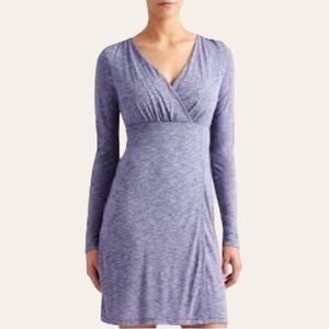 Athleta Heathered Wrap It Up Dress 💕